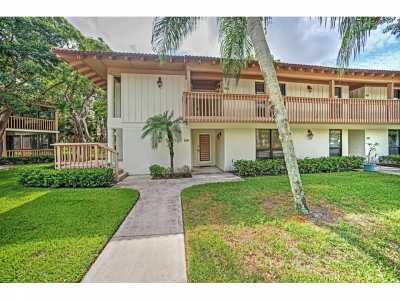 Home For Rent in Palm Beach Gardens, Florida