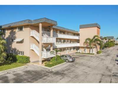 Home For Sale in North Palm Beach, Florida