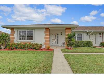 Home For Sale in Fort Pierce, Florida