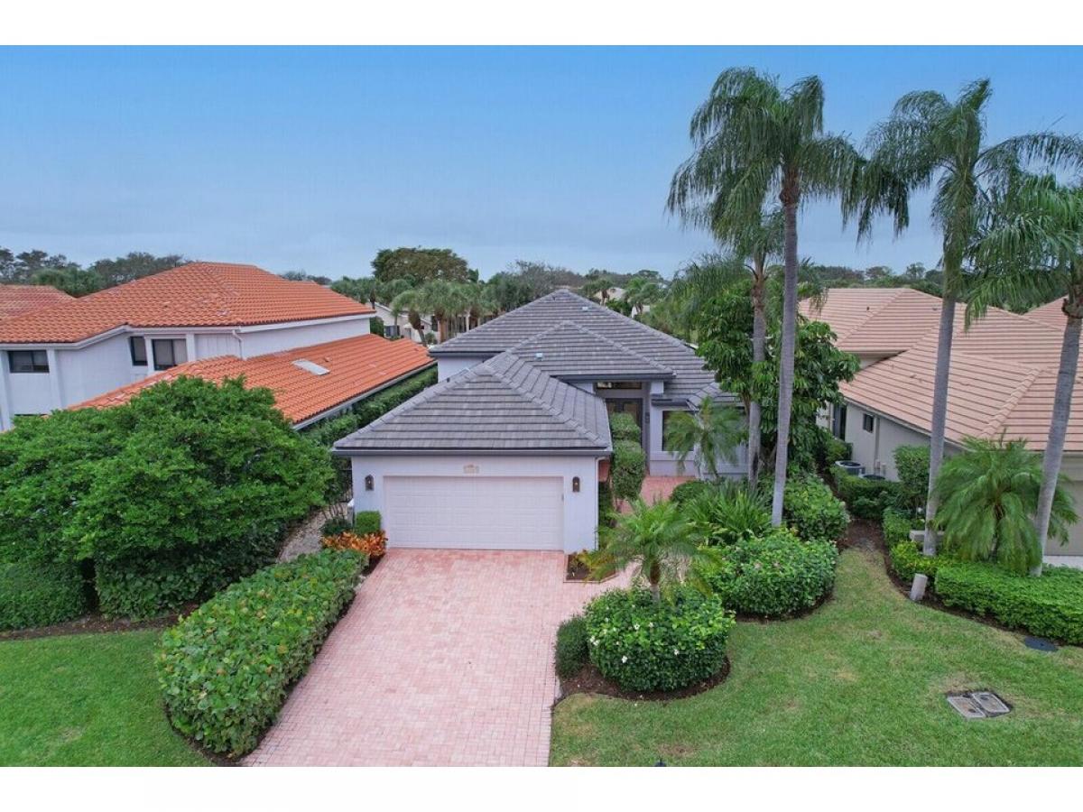 Picture of Home For Sale in Palm Beach Gardens, Florida, United States