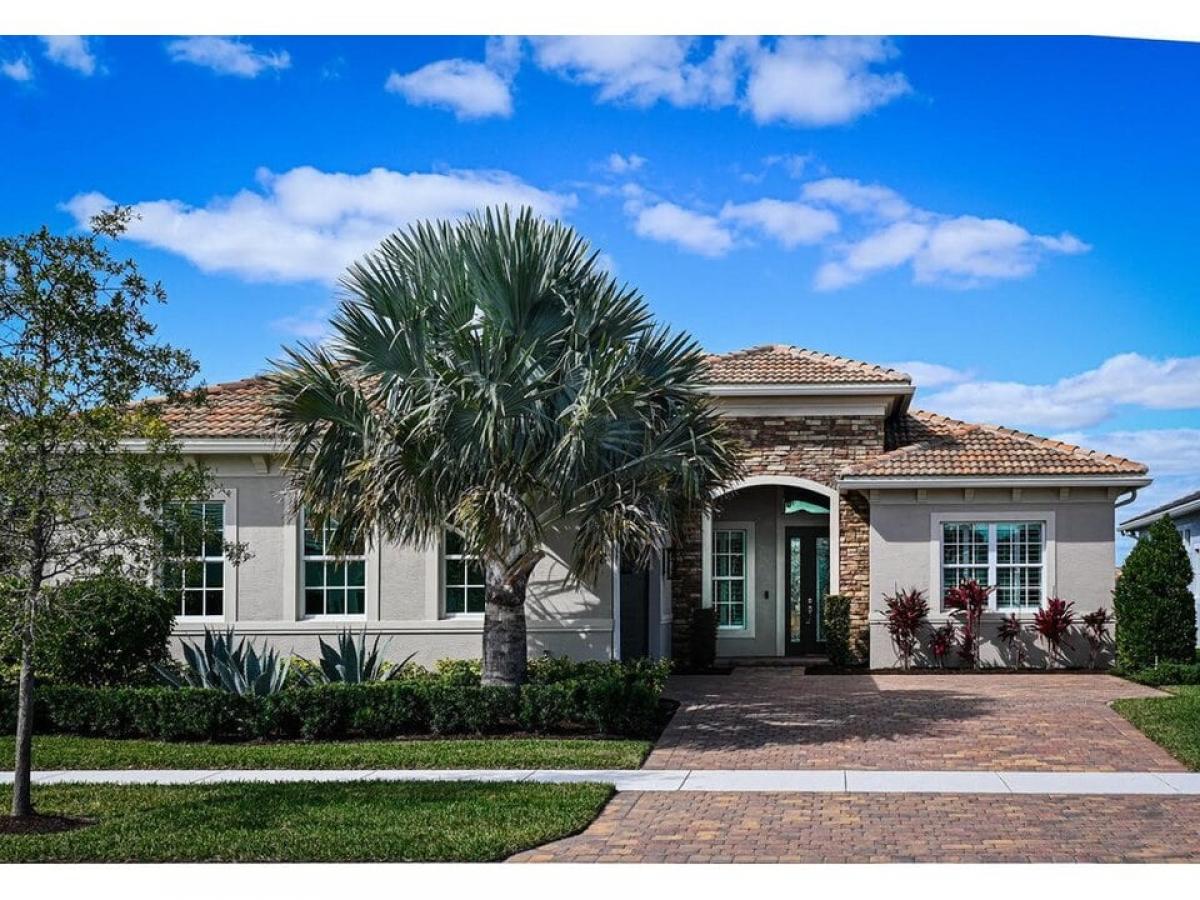 Picture of Home For Sale in Port Saint Lucie, Florida, United States