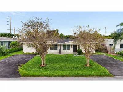 Home For Sale in Wilton Manors, Florida