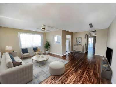 Home For Sale in West Palm Beach, Florida