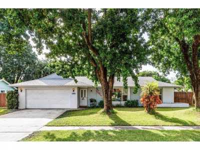 Home For Sale in Wellington, Florida