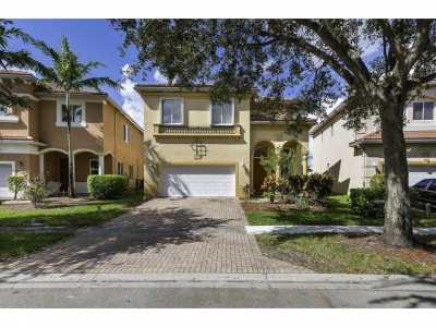 Home For Sale in West Palm Beach, Florida