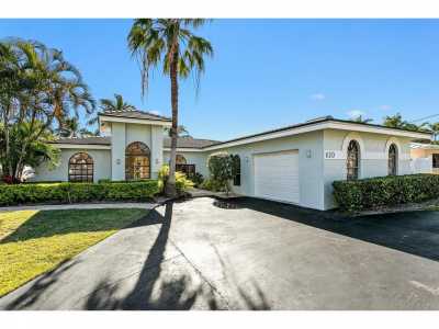 Home For Sale in North Palm Beach, Florida