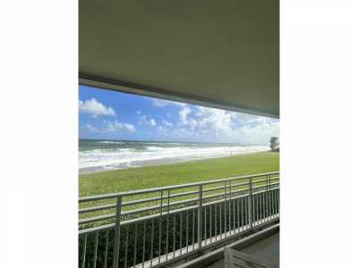 Home For Rent in Tequesta, Florida