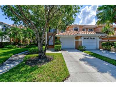 Home For Sale in Palm Beach Gardens, Florida