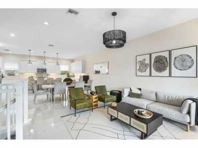 Home For Sale in Palm Beach Gardens, Florida