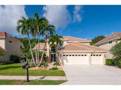 Home For Sale in Palm Beach Gardens, Florida