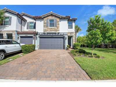 Home For Rent in Boynton Beach, Florida