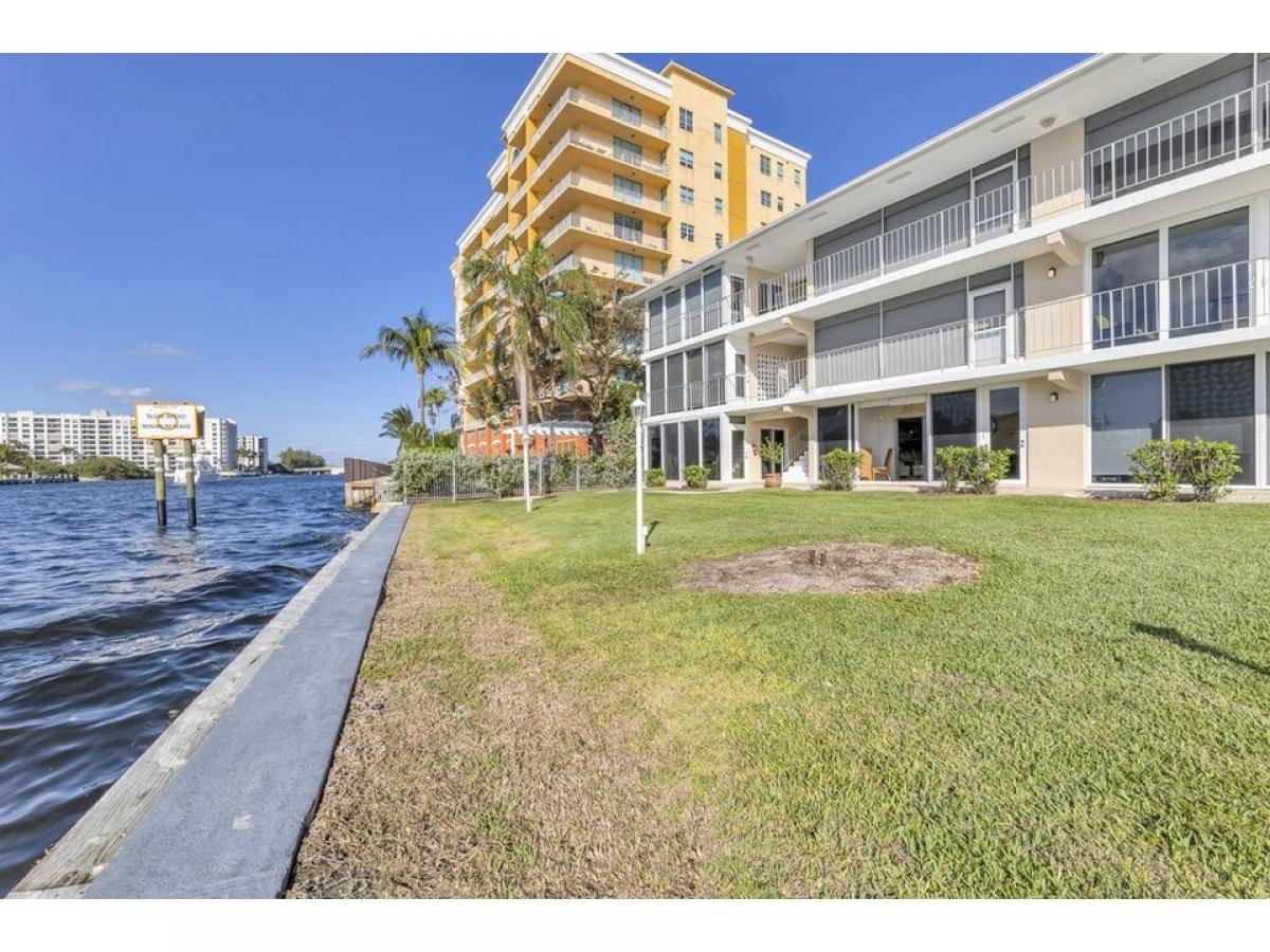 Picture of Home For Sale in Pompano Beach, Florida, United States