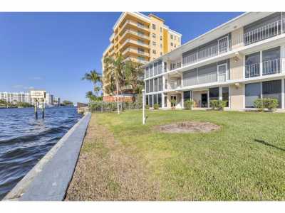 Home For Sale in Pompano Beach, Florida