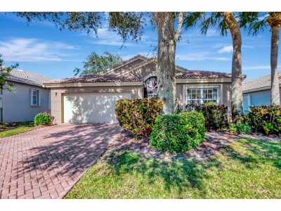 Home For Rent in Boynton Beach, Florida