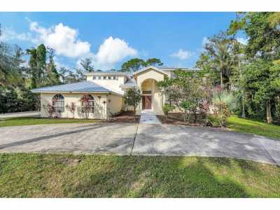 Home For Sale in Parkland, Florida