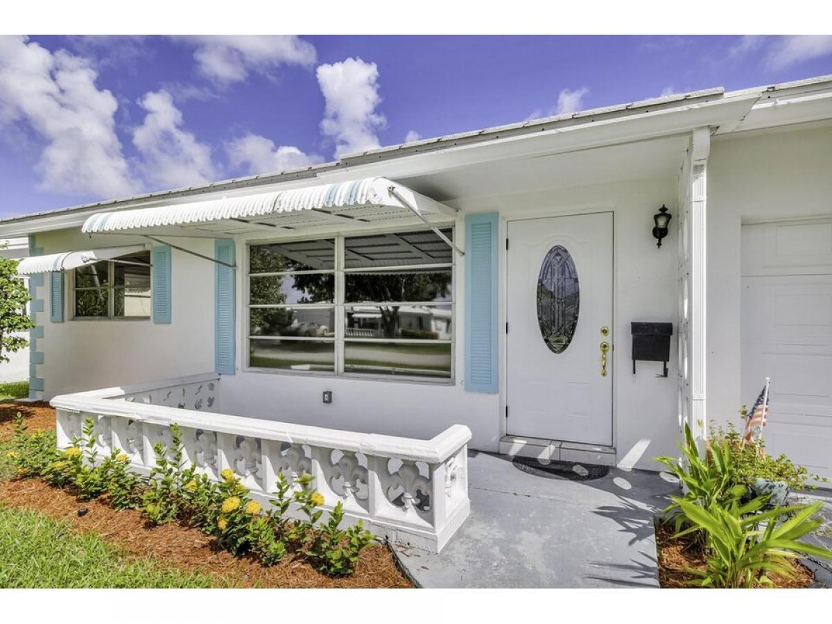 Picture of Home For Sale in Pompano Beach, Florida, United States