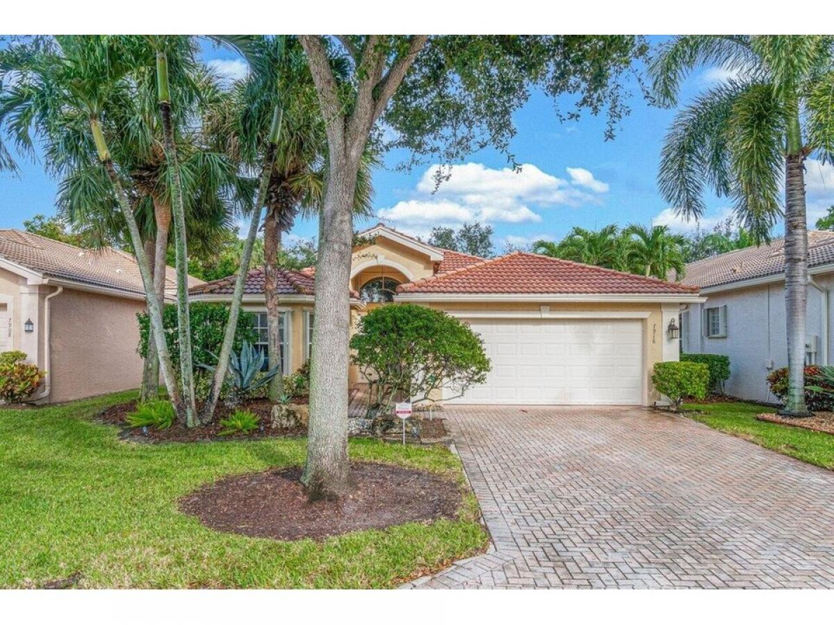 Picture of Home For Sale in Lake Worth, Florida, United States