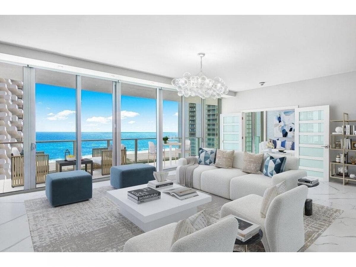 Picture of Home For Sale in Singer Island, Florida, United States