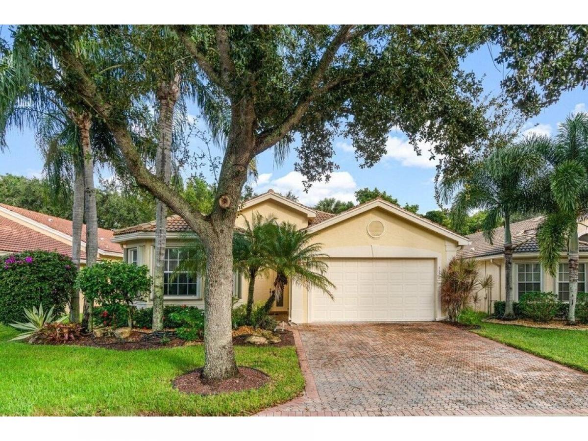 Picture of Home For Sale in Lake Worth, Florida, United States