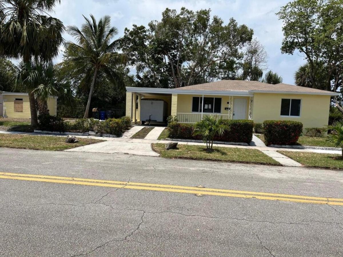 Picture of Home For Rent in Lake Park, Florida, United States