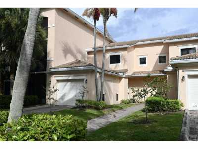 Home For Sale in Palm Beach Gardens, Florida