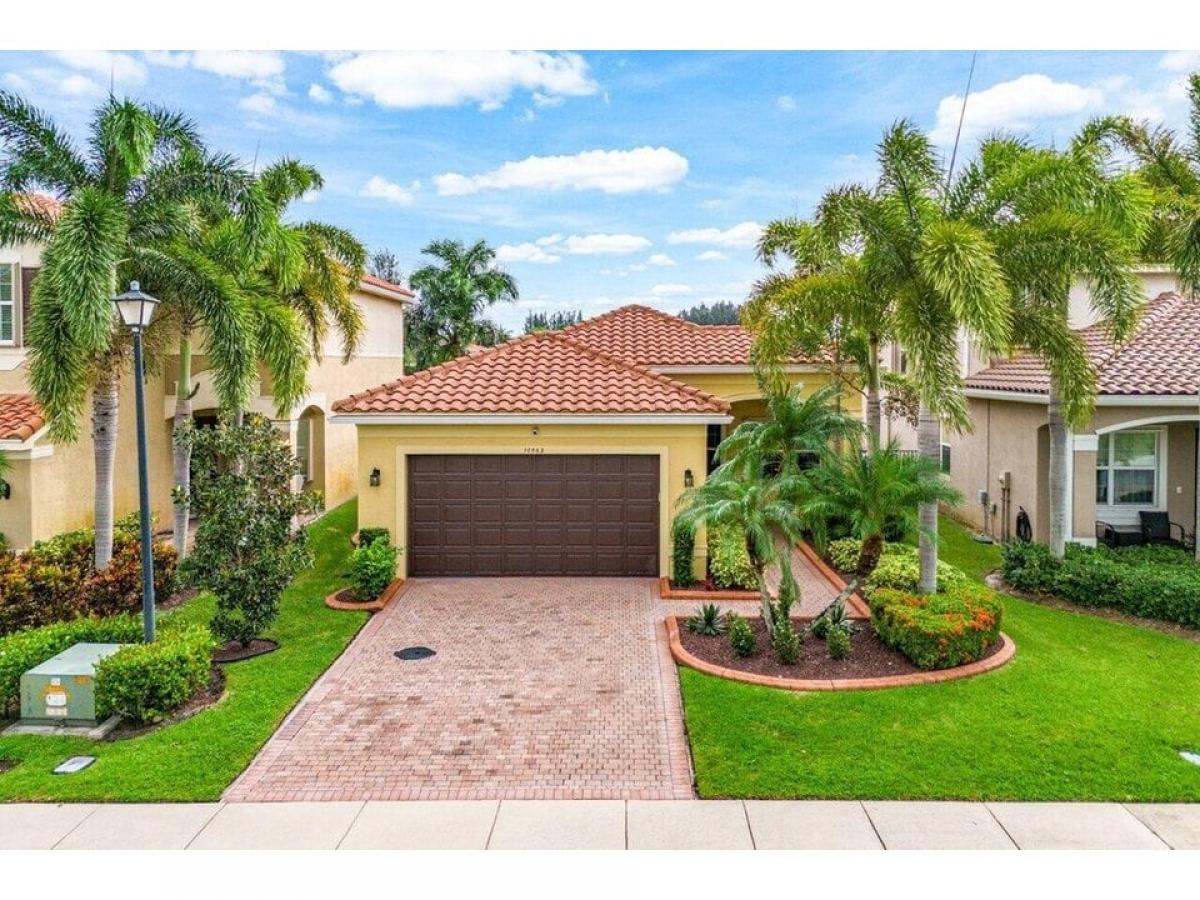 Picture of Home For Sale in Boynton Beach, Florida, United States