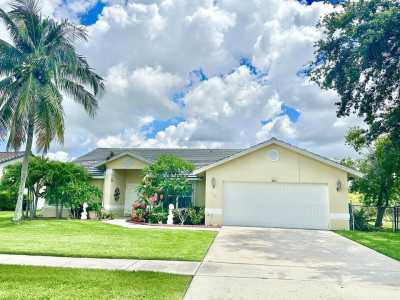 Home For Rent in Wellington, Florida