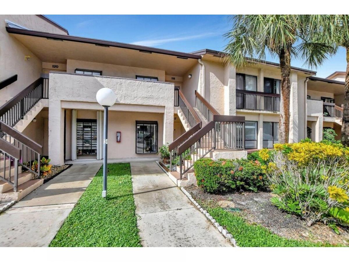 Picture of Home For Sale in Deerfield Beach, Florida, United States