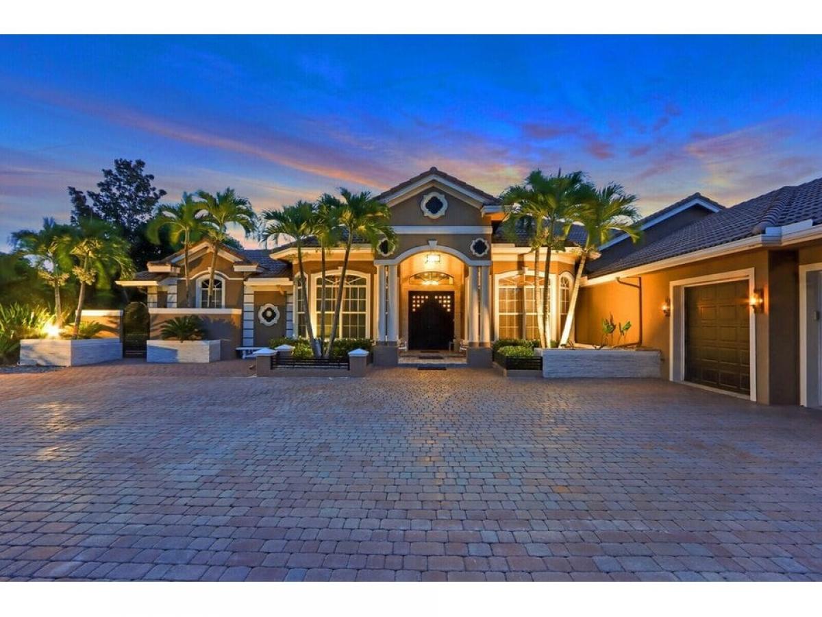 Picture of Home For Sale in Port Saint Lucie, Florida, United States