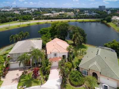 Home For Sale in West Palm Beach, Florida