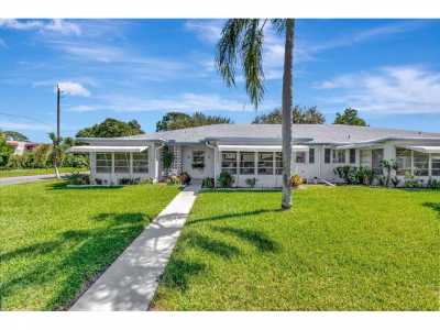 Home For Sale in Delray Beach, Florida