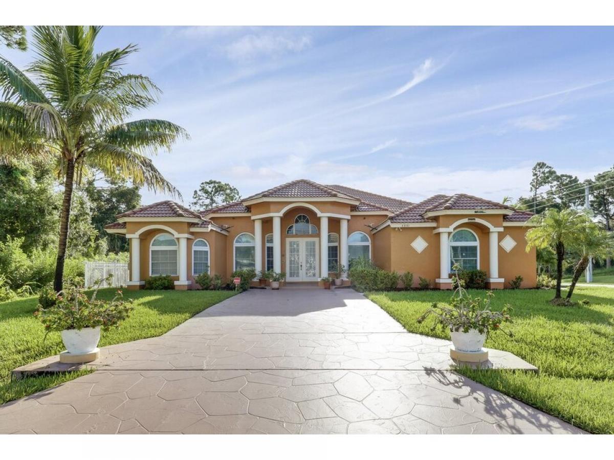 Picture of Home For Sale in Port Saint Lucie, Florida, United States