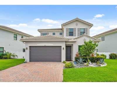 Home For Sale in Coral Springs, Florida