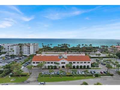 Home For Sale in Palm Beach, Florida