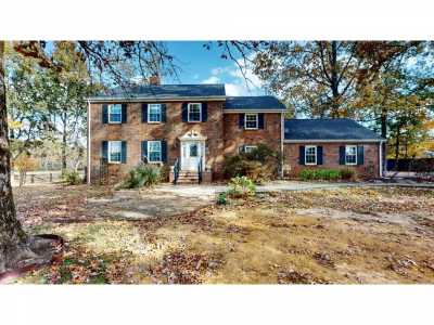 Home For Sale in Cleveland, Tennessee