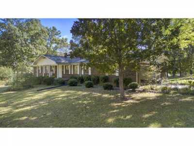 Home For Sale in Cleveland, Tennessee