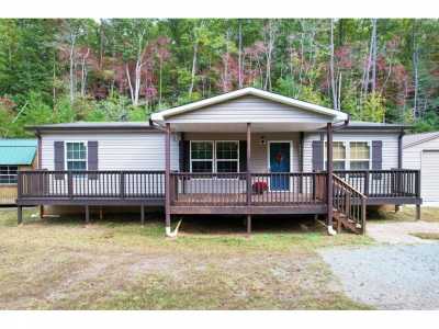 Home For Sale in Copperhill, Tennessee