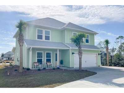 Home For Sale in Port Saint Joe, Florida