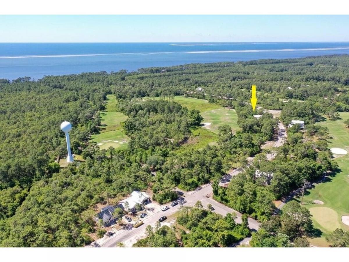 Picture of Residential Land For Sale in Carrabelle, Florida, United States