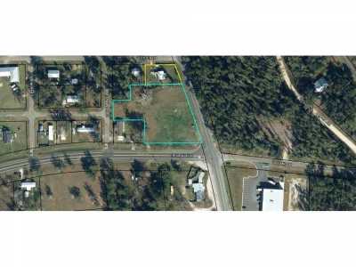 Home For Sale in Wewahitchka, Florida