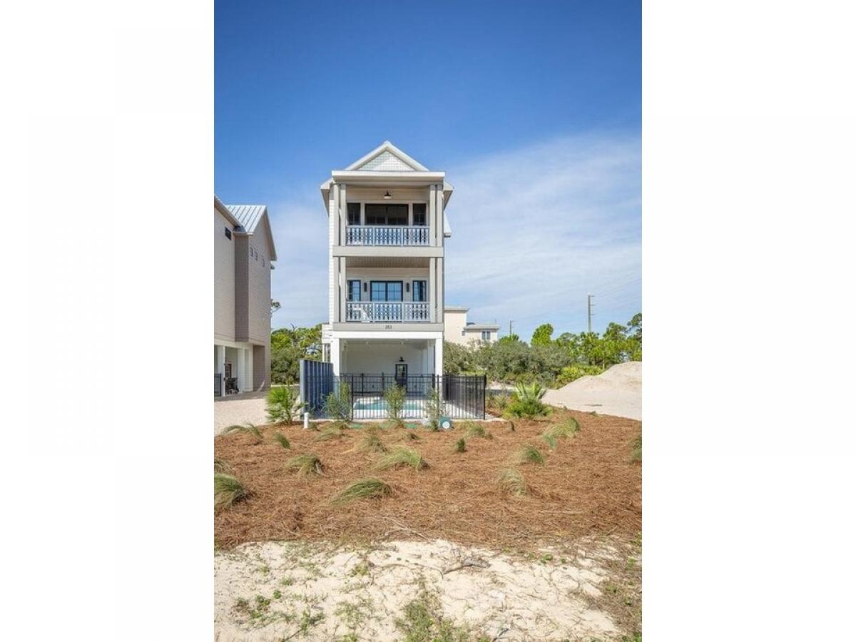 Picture of Home For Sale in Saint George Island, Florida, United States