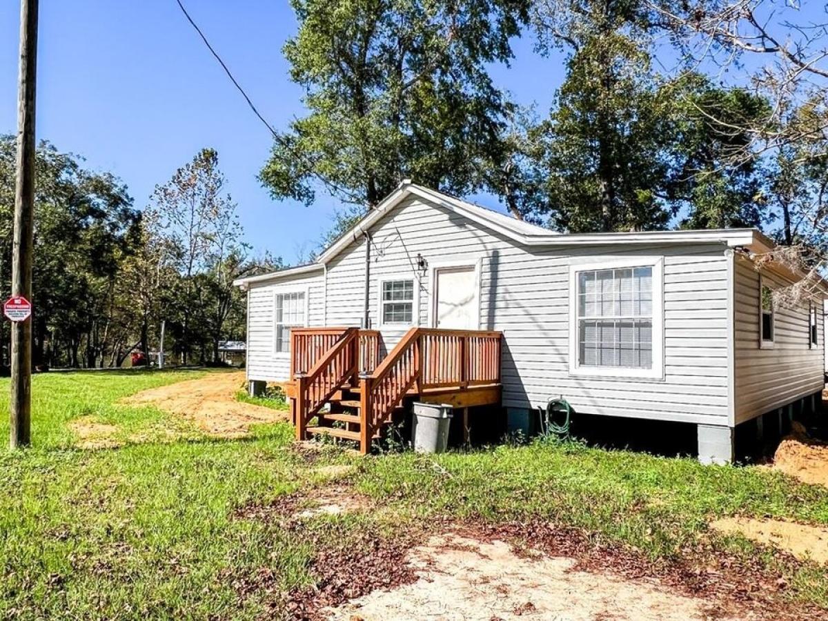 Picture of Home For Sale in Wewahitchka, Florida, United States