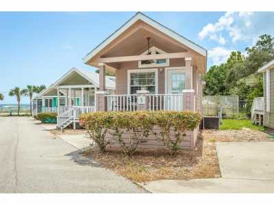 Home For Sale in Carrabelle, Florida