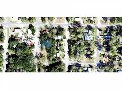 Residential Land For Sale in Carrabelle, Florida