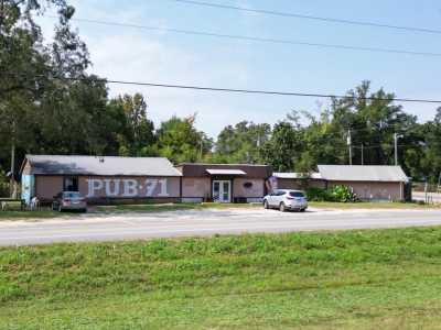 Home For Sale in Wewahitchka, Florida