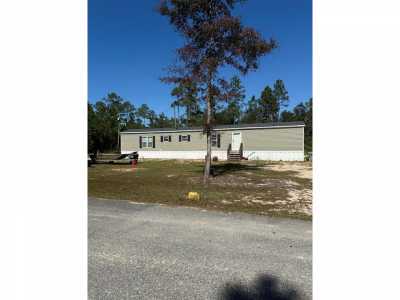 Home For Sale in Bristol, Florida