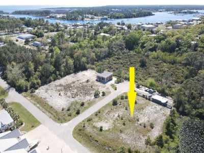 Residential Land For Sale in Carrabelle, Florida