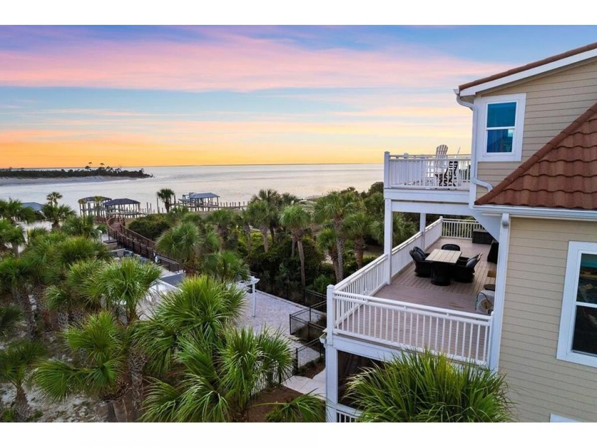 Picture of Home For Sale in Saint George Island, Florida, United States