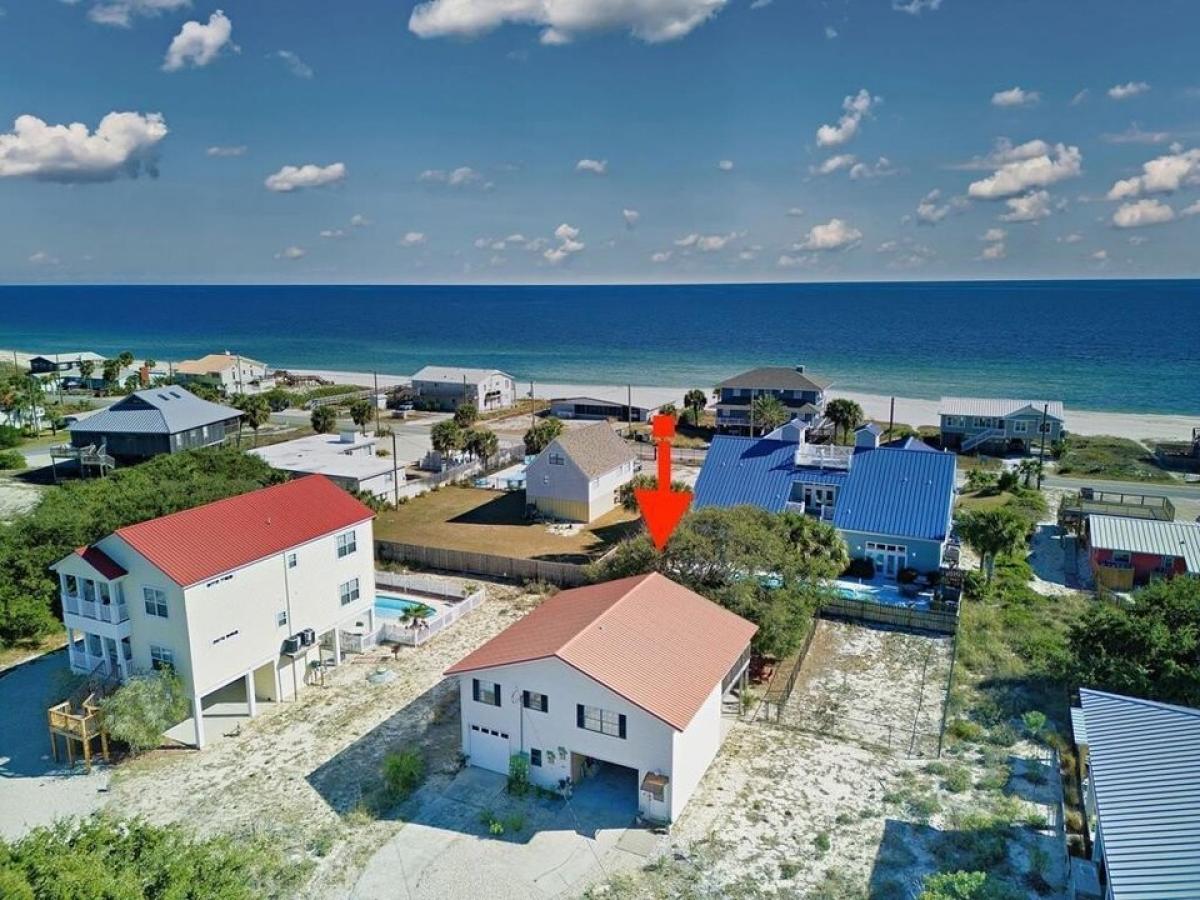 Picture of Home For Sale in Saint George Island, Florida, United States