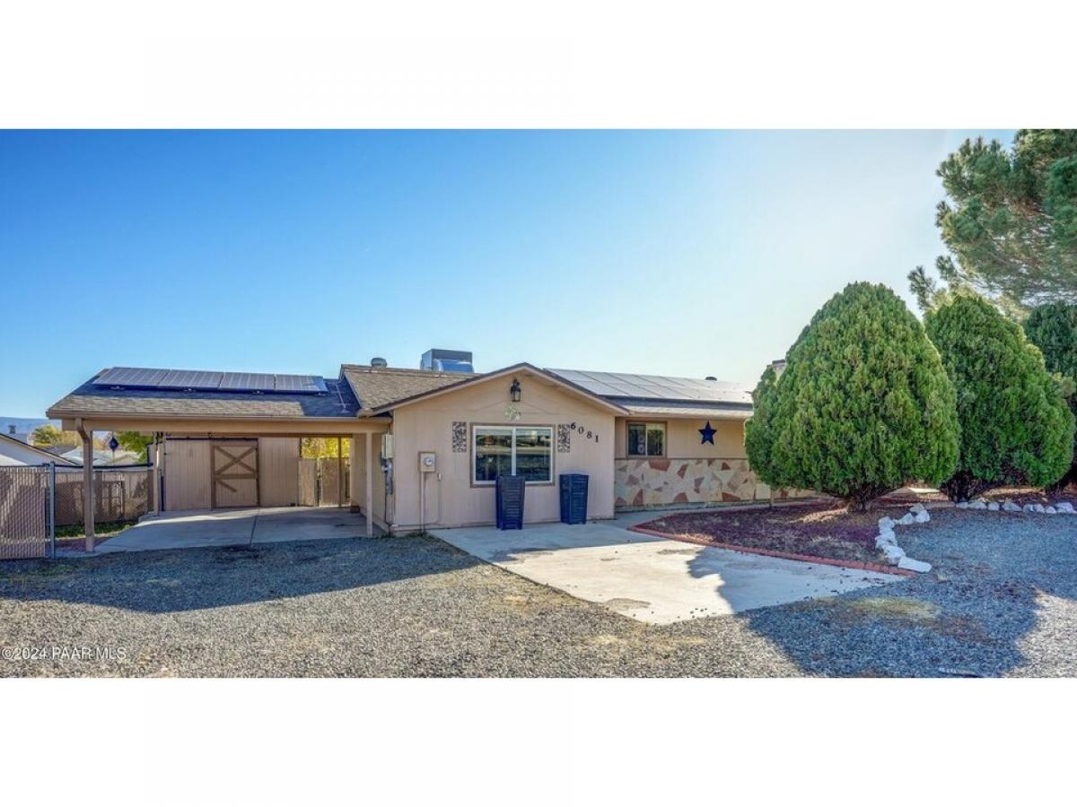 Picture of Home For Sale in Prescott Valley, Arizona, United States